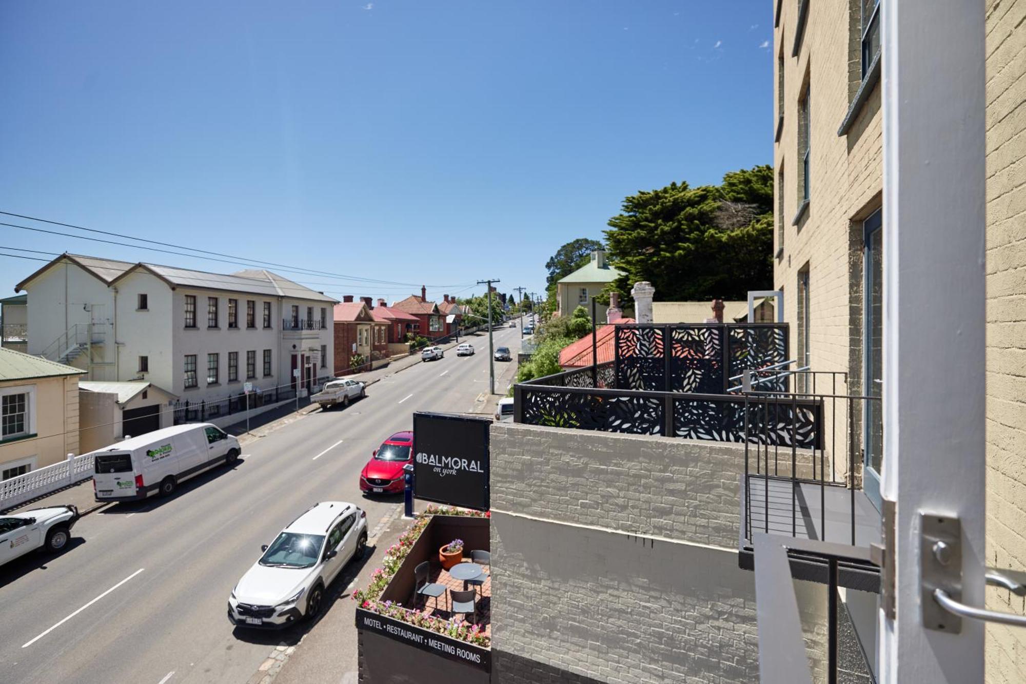 Balmoral On York Hotel Лонсестън Екстериор снимка