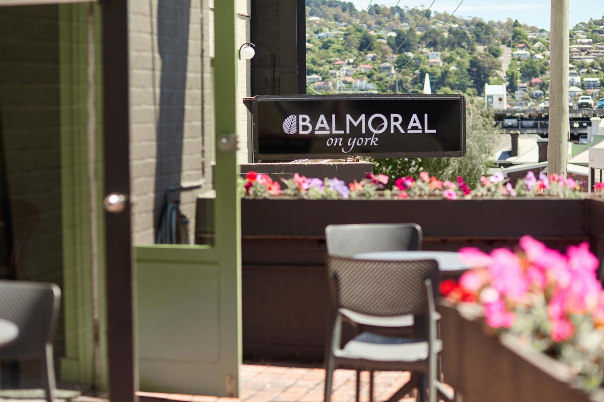 Balmoral On York Hotel Лонсестън Екстериор снимка