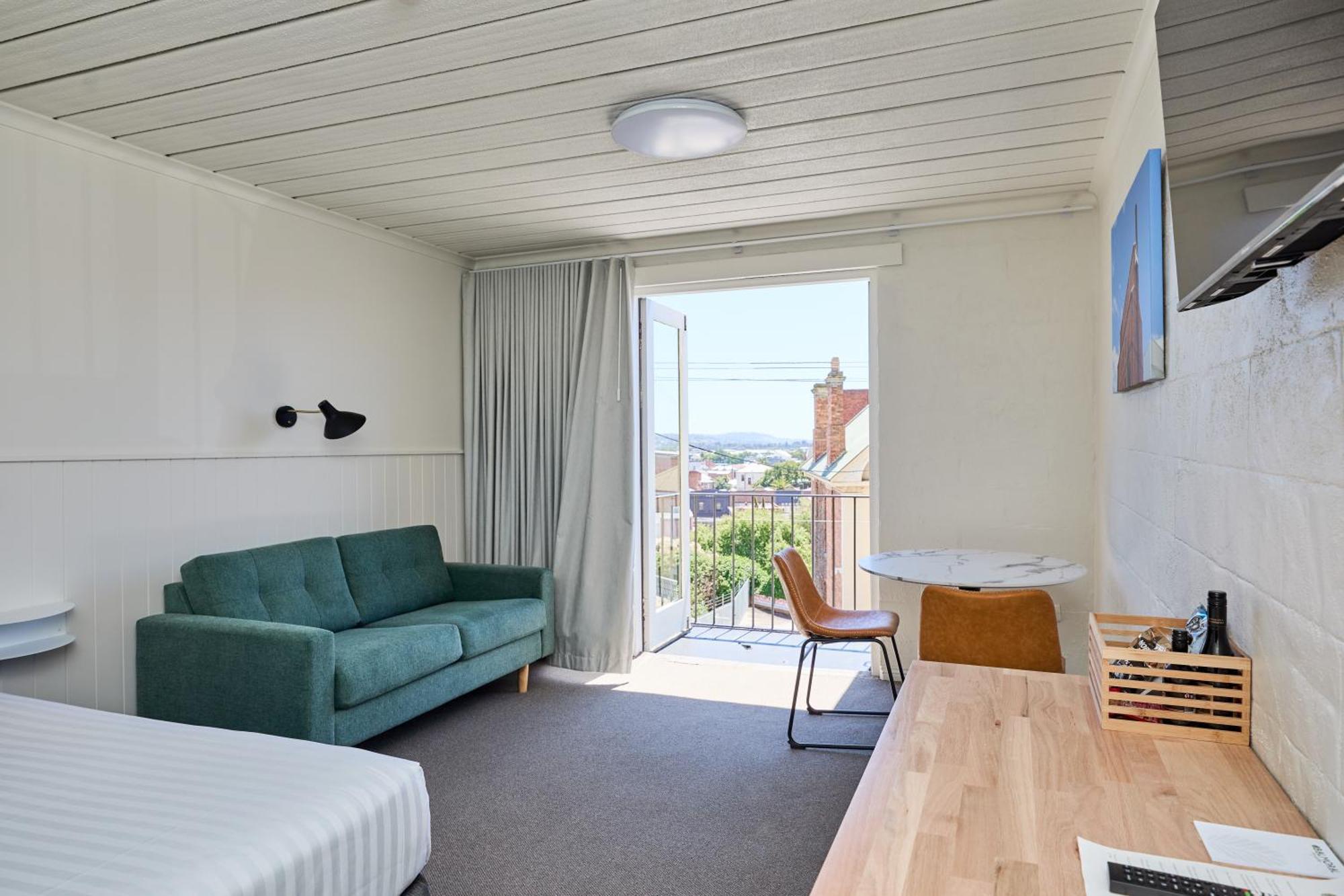 Balmoral On York Hotel Лонсестън Екстериор снимка
