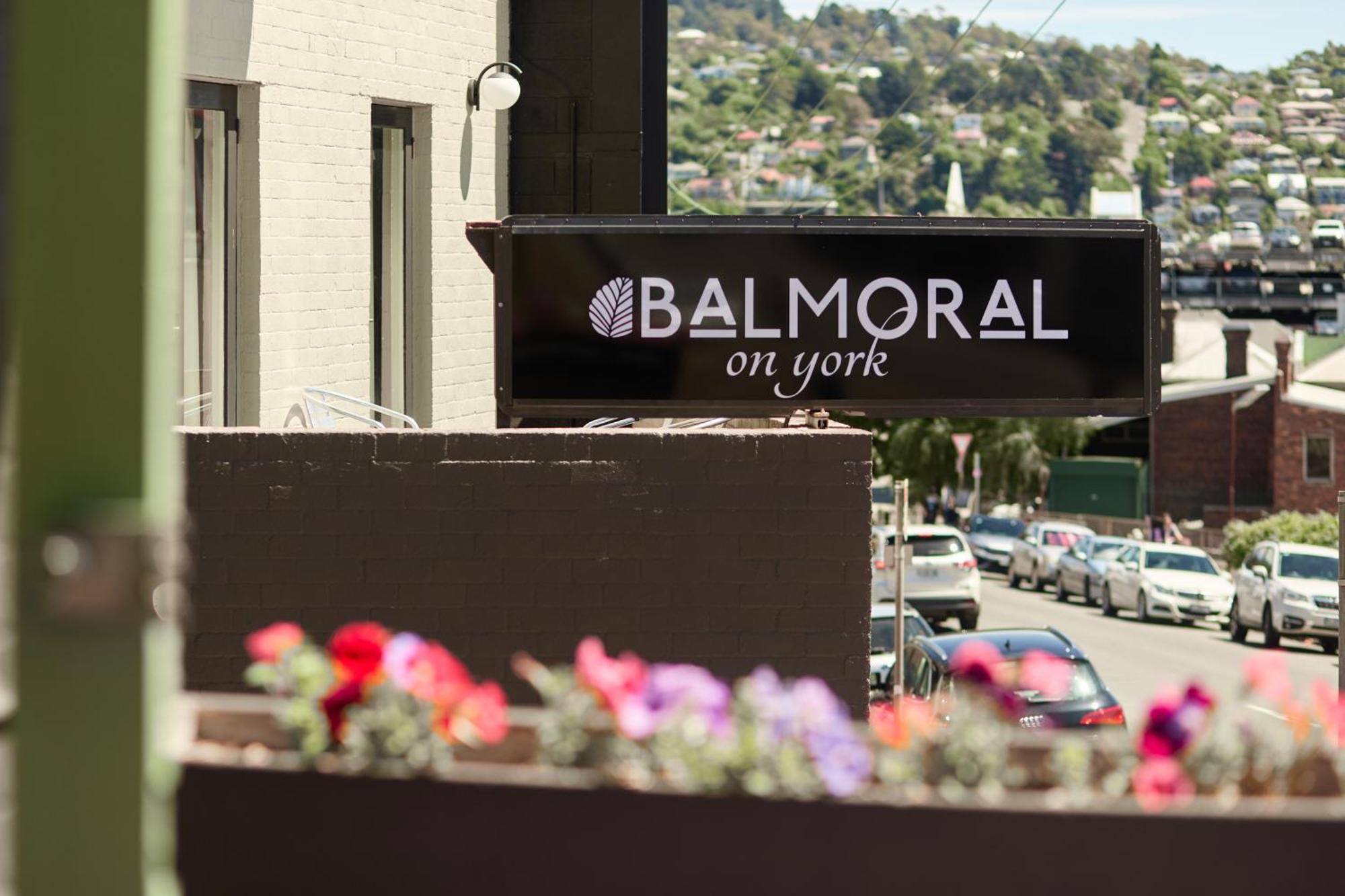 Balmoral On York Hotel Лонсестън Екстериор снимка