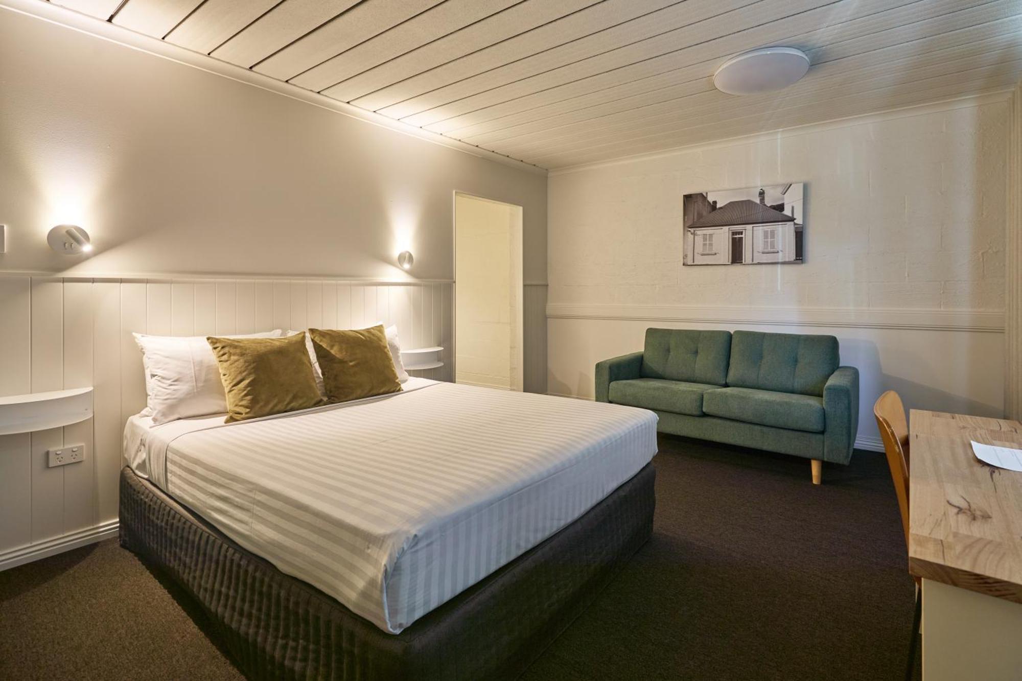Balmoral On York Hotel Лонсестън Екстериор снимка